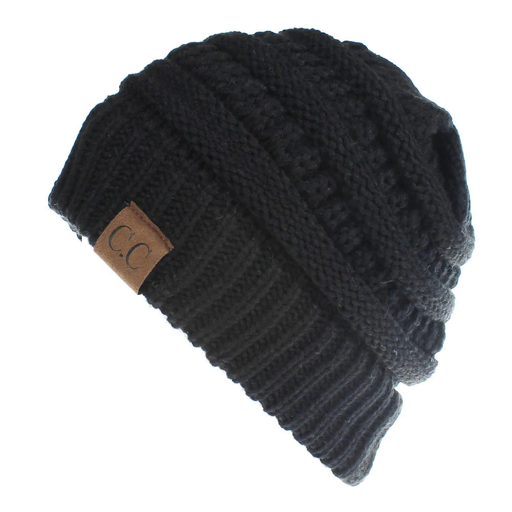Cable Knit Ponytail Beanie™ — Freeze-Proof Warmth That Keeps Your Hair Flawless All Day