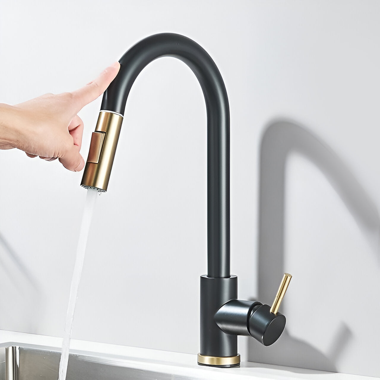 Kellen Touch Kitchen Faucet — Pull-Out Sprayer with Touch Sense Technology