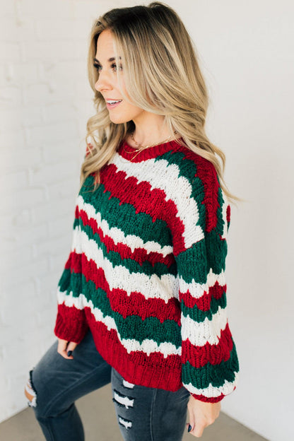 Scalloped Holiday Sweater 30$ TODAY ONLY