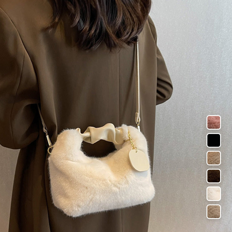 Faux Fur Chic Bag | Multifunctional, Skin-Friendly 1