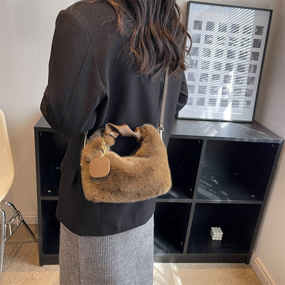 Faux Fur Chic Bag | Multifunctional, Skin-Friendly 2