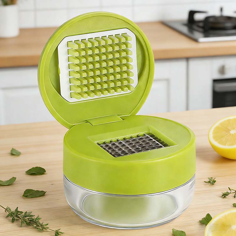 Gusto Garlic Chopper | Stainless Steel Blades, Easy Pressing Mechanism 2