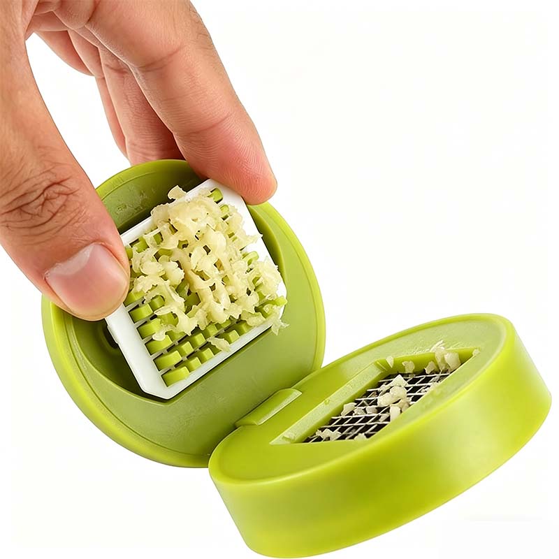 Gusto Garlic Chopper | Stainless Steel Blades, Easy Pressing Mechanism 3