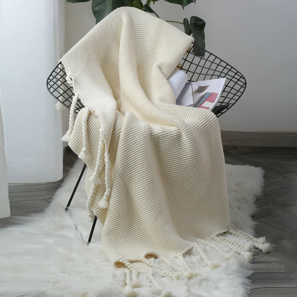 Belvia Knit Trow Blanket