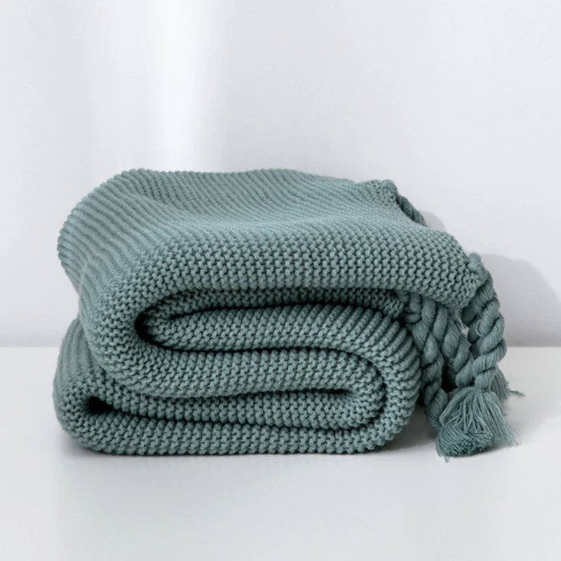 Belvia Knit Trow Blanket