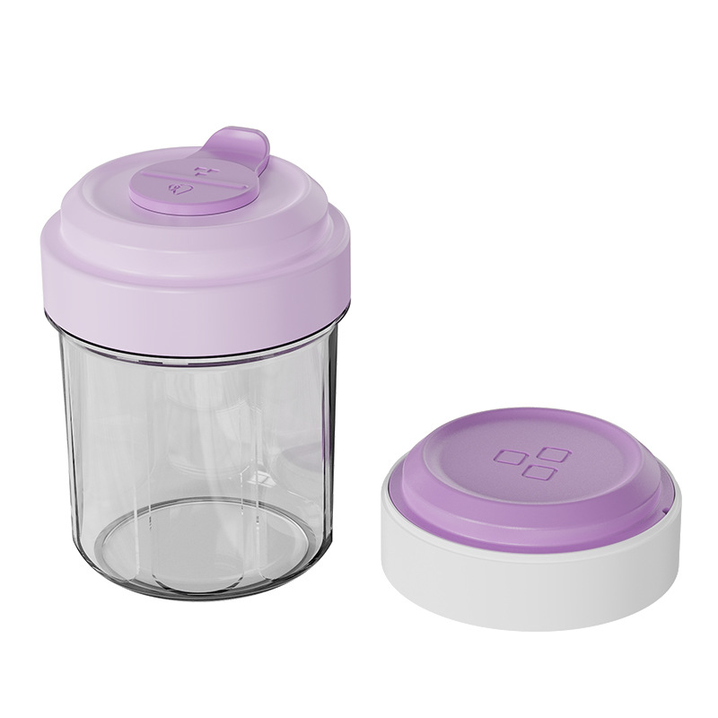 Iced Coffee Companion | All-in-One Travel Cup with Ice Tray 9