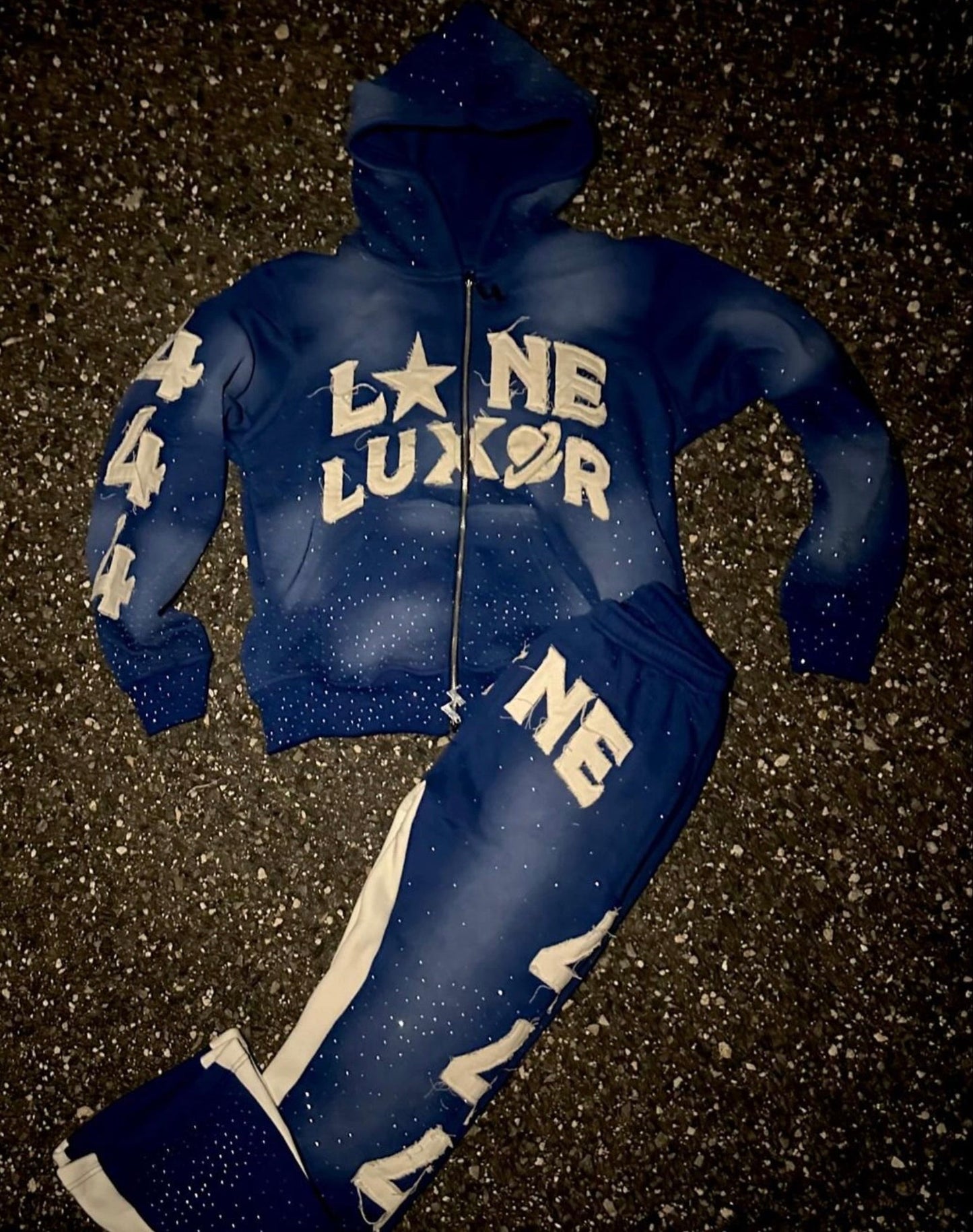 Unisex Lone Luxor Sweatset 25$ TODAY ONLY