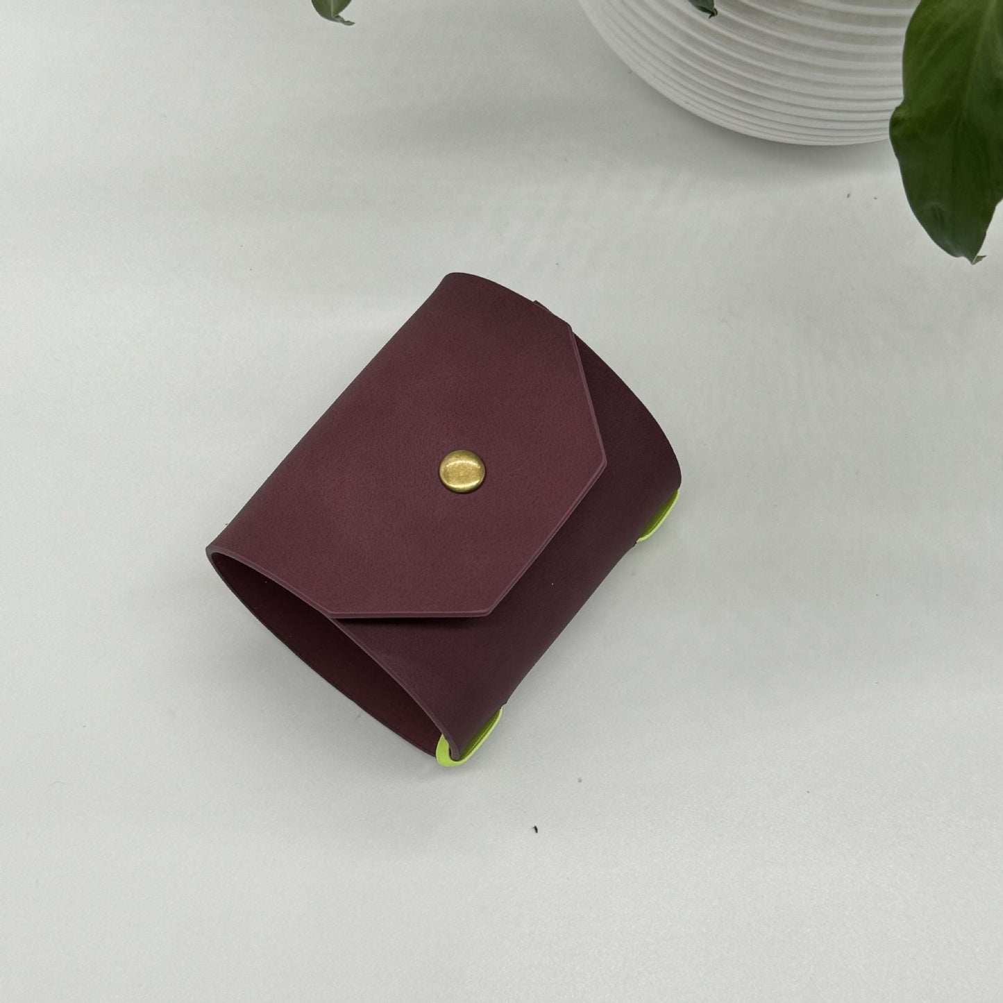 Luno Cash Wrap Wallet | Premium Leather, Magnetic Clasp 9