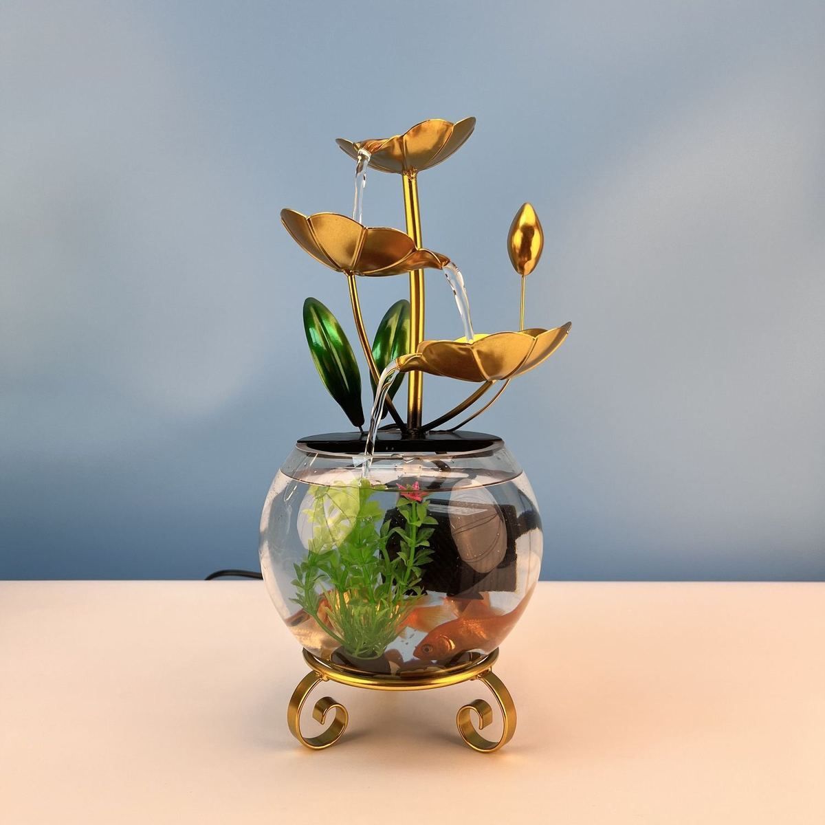 Luxe Lotus Fiskeskål Ornament | Akryl, Metal Dekoration