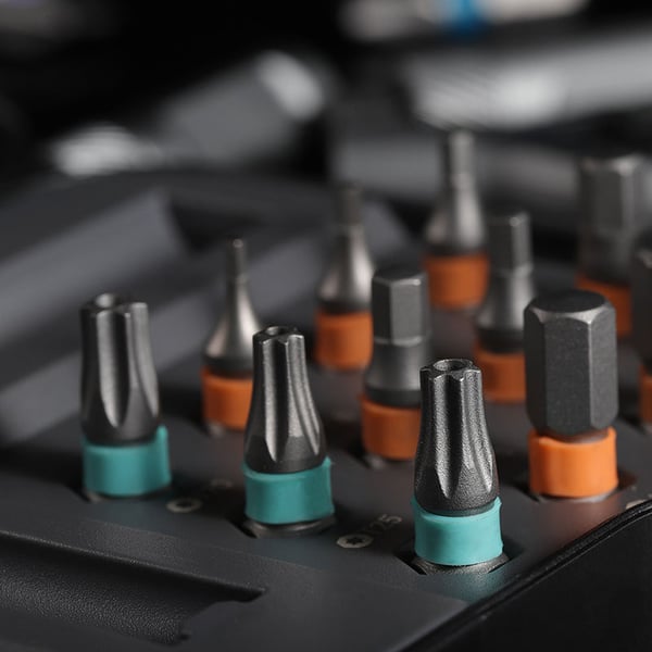 MagnaFix Screwdriver Set | 24-in-1 Ratcheting Tool 4