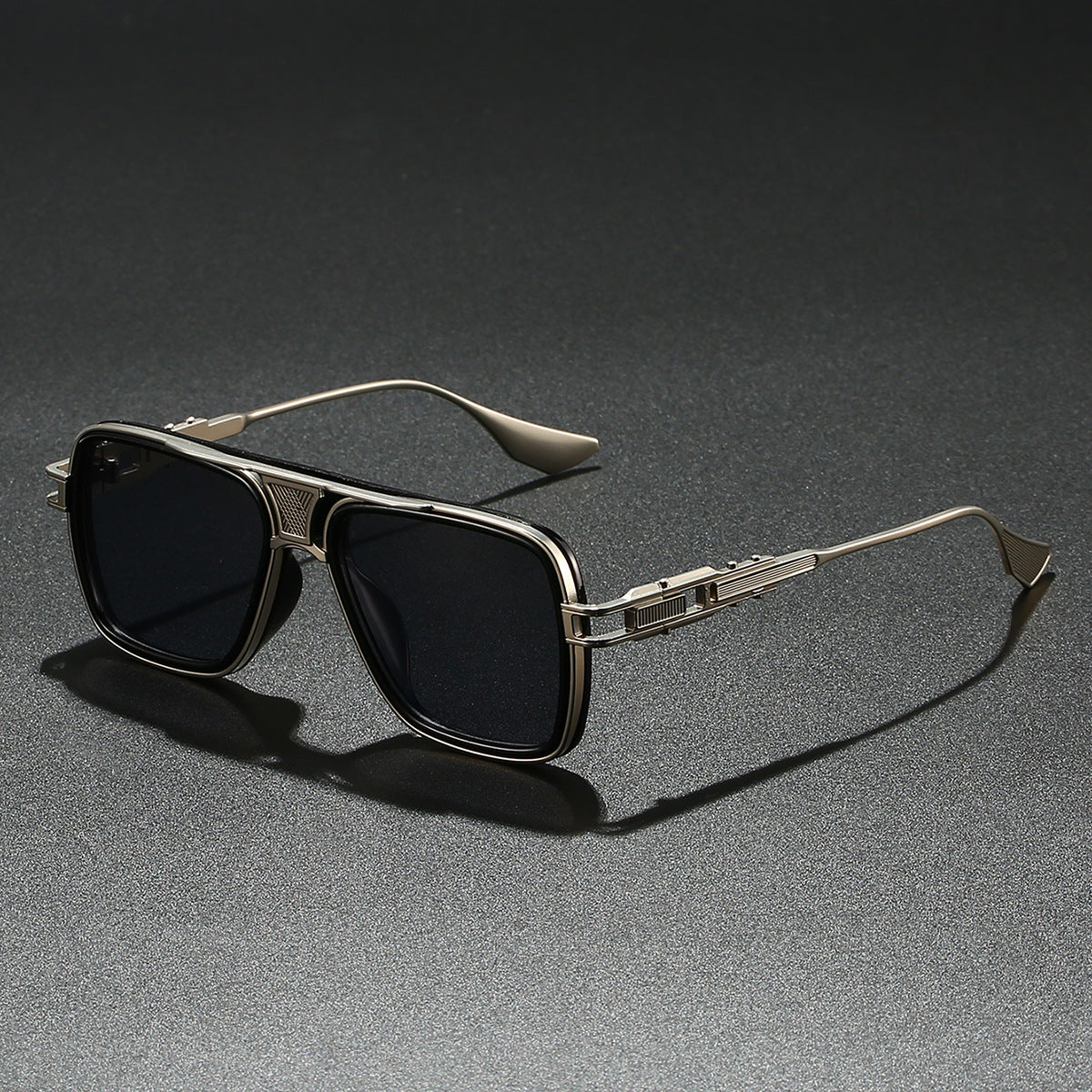 Maverick Aviator Shades™ — Dominez Chaque Pièce avec Légèreté et Style Époustouflant