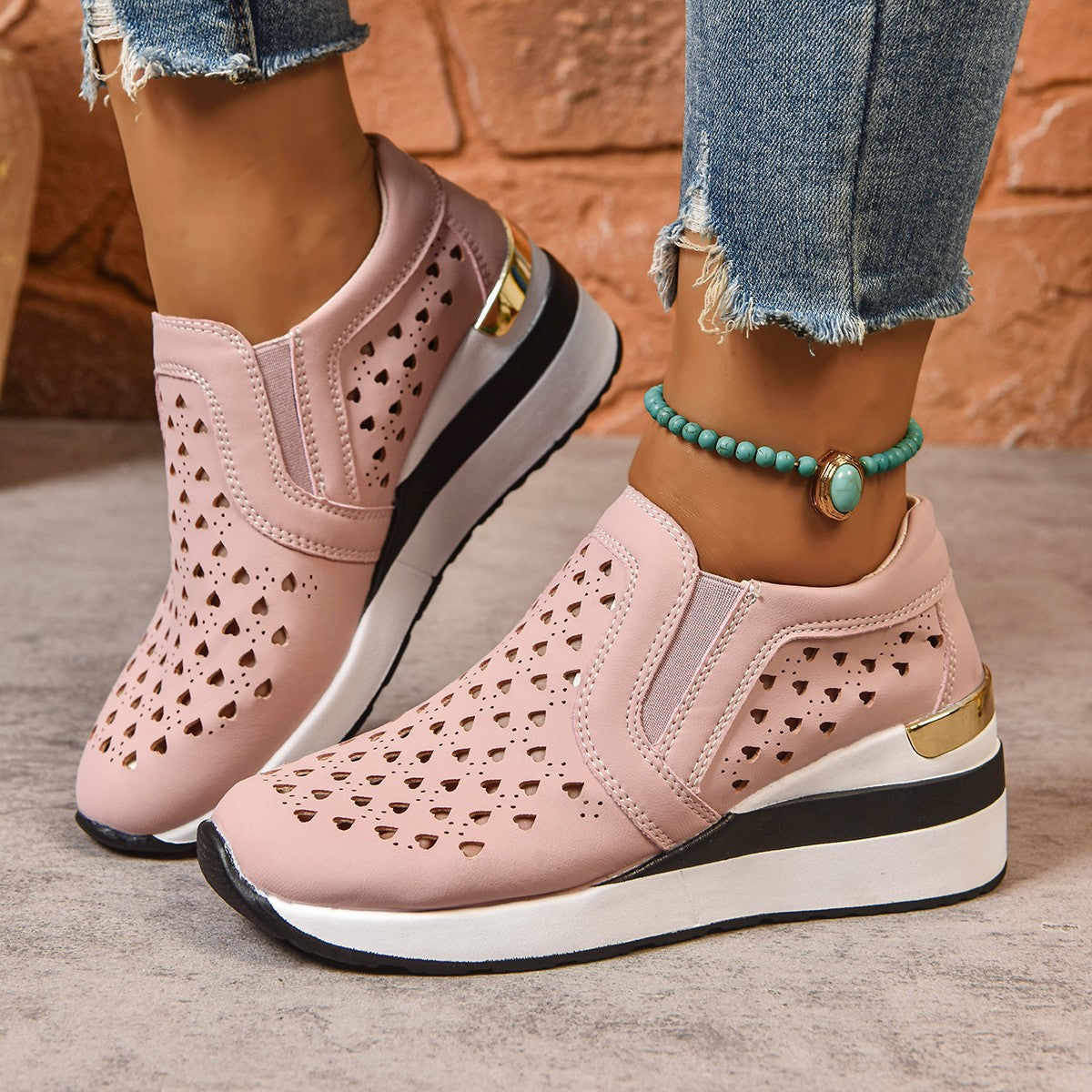 BreezeStep Wedge Sneakers™ — Float Through Every Day with Effortless Comfort and Confidence
