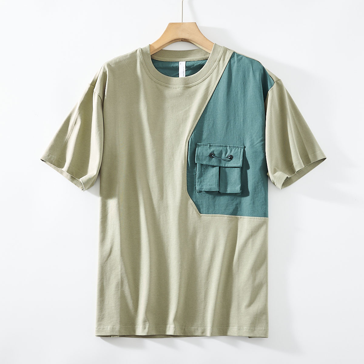 Vextro — Artistic Cotton Jersey Shirt with Modernist Color Blocks