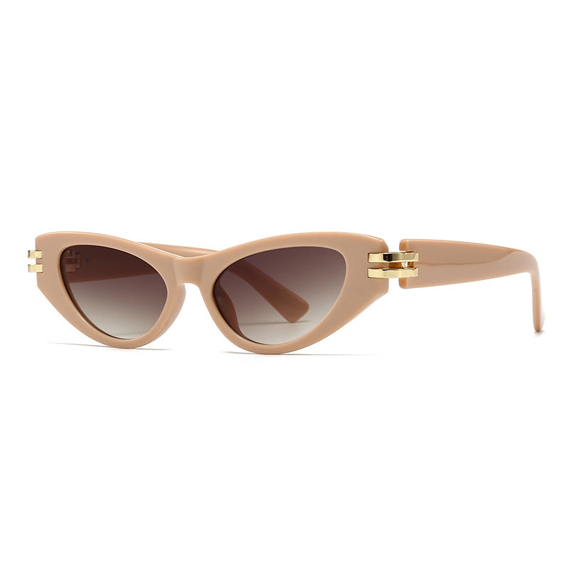 Sorelle — Glossy Cat-Eye Sunglasses with Gradient UV Protection