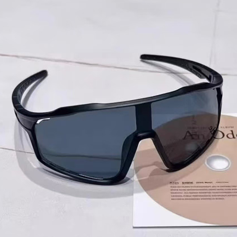 Pico Sports Glasses | Photochromic, Panoramic Vision, Anti-Slip Fit 16