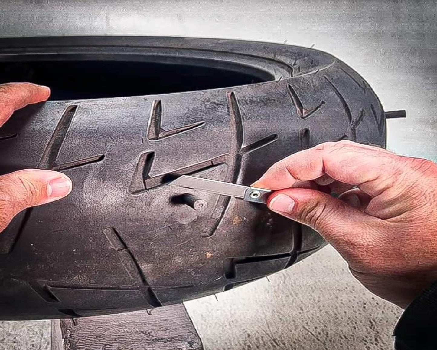 Rover Tire Plug Kit | Compact and Reliable 3