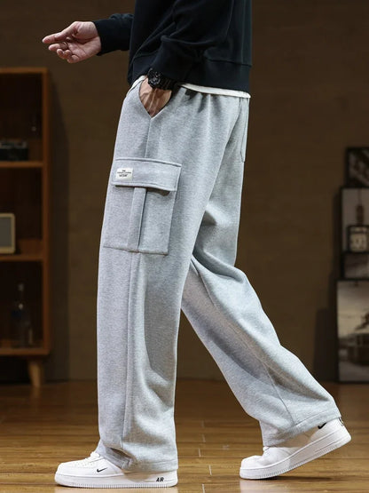 Norla — Soft-Touch Cargo Sweatpants with Relaxed Fit