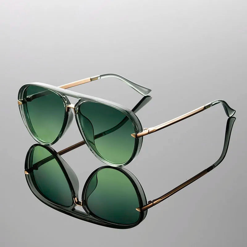 Virelli Aviators — Retro UV400 Sunglasses with Lightweight Metal Frame