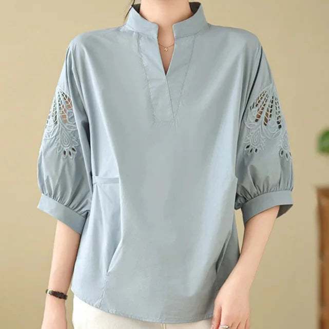 Elara — Lightweight Linen Blend Top with Embroidered Floral Sleeves