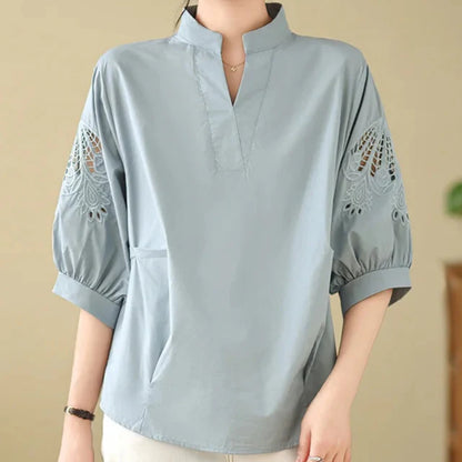 Elara — Lightweight Linen Blend Top with Embroidered Floral Sleeves