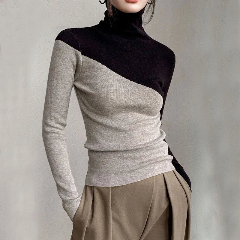 Pull Elora Split — Haut en maille bicolore avec coupe ajustée
