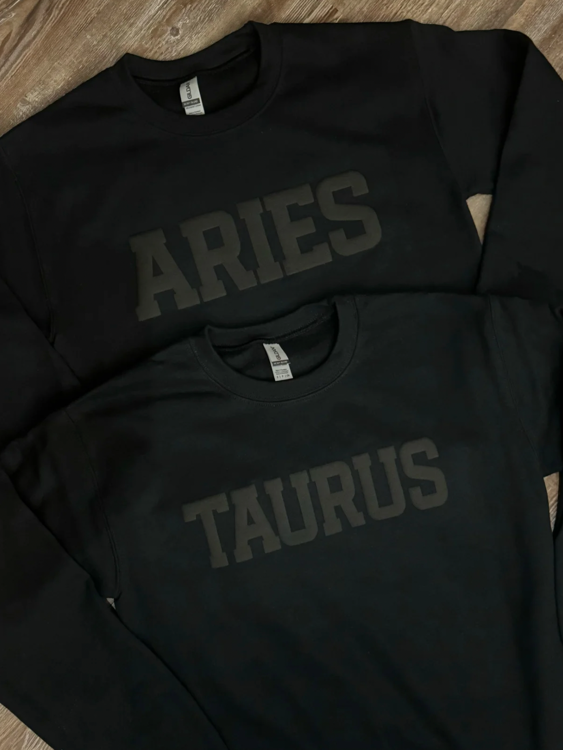 Zodiac Sign Crewneck 27$ TODAY ONLY