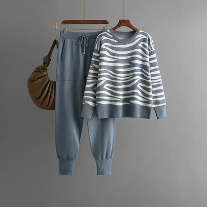 Velvora™ Cashmere Set — Wrap Yourself in Irresistible Softness and Head-Turning Style