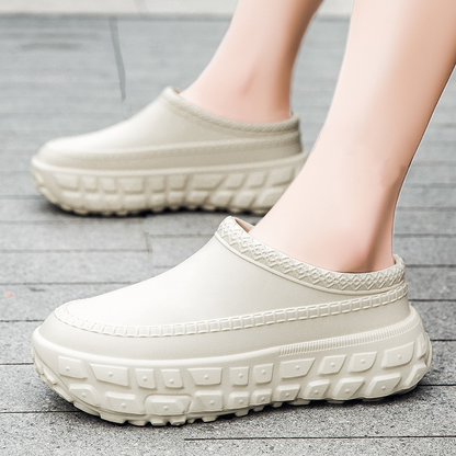 Sleek Clogs for Women | Non-Slip, Breathable Comfort Design 3