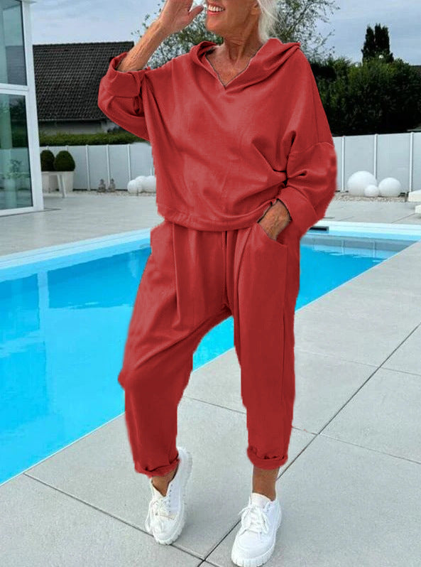 Tina Hoodie Set Women | Comfortable Sweatshirt and Sweatpants Ensemble 2
