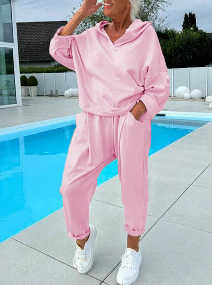 Tina Hoodie Set Women | Comfortable Sweatshirt and Sweatpants Ensemble 3