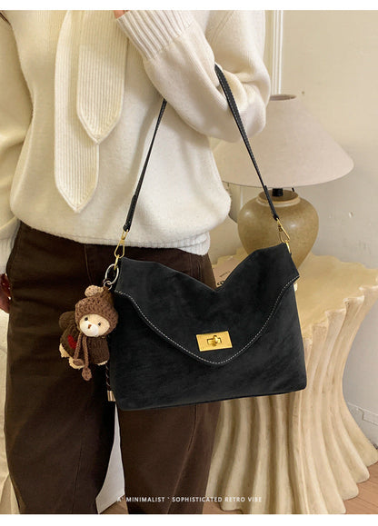 Urbane Envelope Bag | Gravity-Neutral Design, Water-Resistant 1