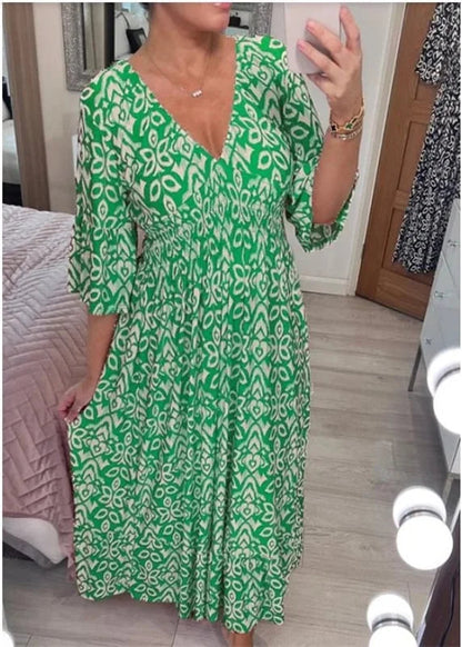 Vera Floral Dress | Vintage Style, Comfortable Fit 5