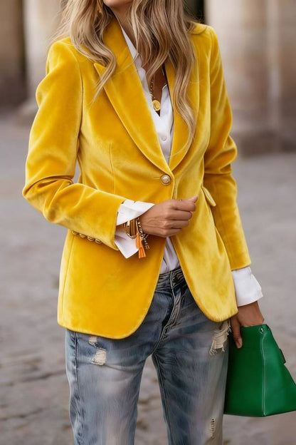 Vera Velvet Blazer | Slim-Fit, Luxurious Texture 8