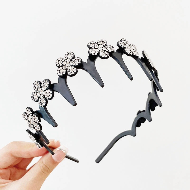 Viva Wavy Headband Set | Rhinestone Butterfly Design for Women