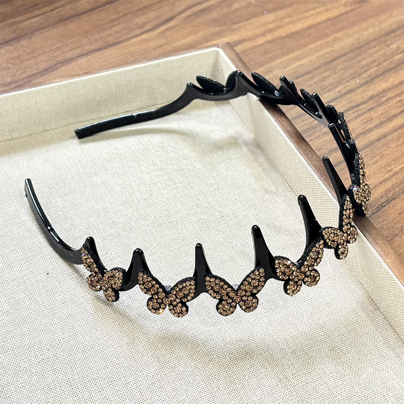 Viva Wavy Headband Set | Rhinestone Butterfly Design for Women 9
