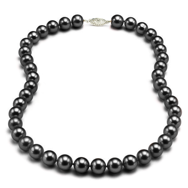 LuxeVera™ Pearl Necklace — Command Every Room with Timeless, Hypnotic Shine