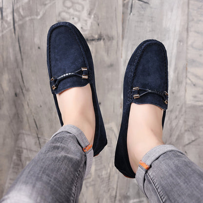 Velaro — Premium Suede Loafers with Cushioned Comfort and Metallic Accents