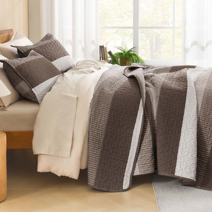 ShadowVeil™ Stripe Quilt Set — Unleash Bold Style and Year-Round Cloudlike Comfort