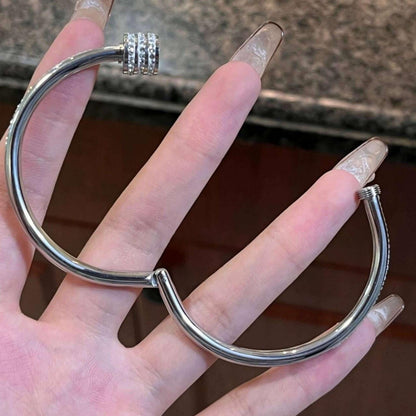Five-Piece Bracelet Set™ — Ανάδειξε την Αυτοπεποίθησή σου με Κάθε Λαμπερή Ματιά