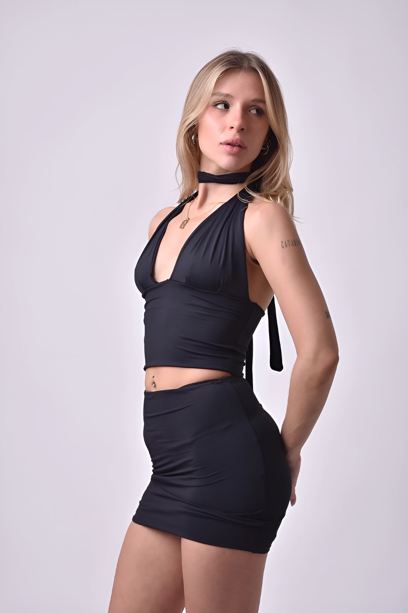 Liora — Damen Zweiteiler aus Polyamid mit verstellbarem, kurzem Top