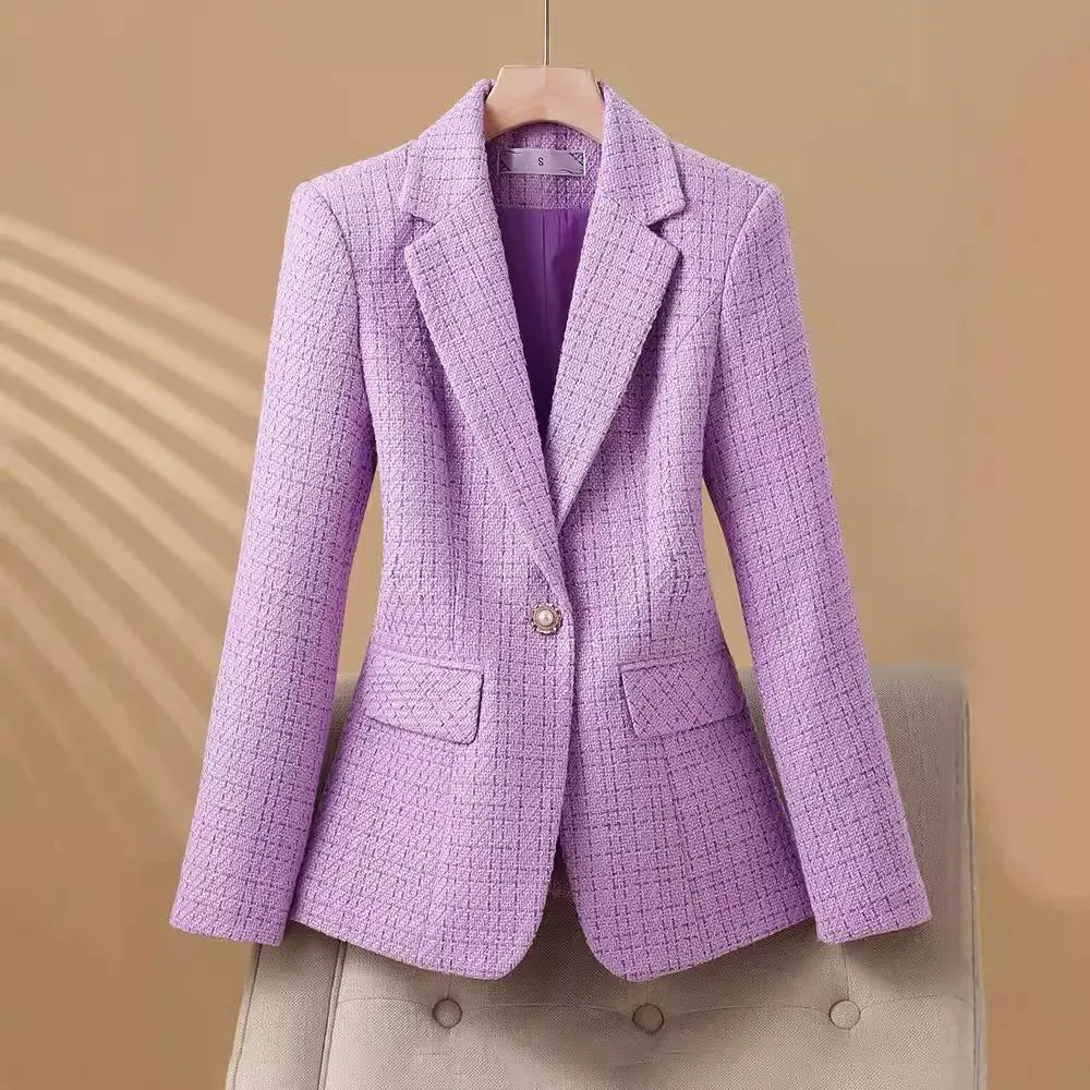 Solenne™ Blazer — Command Every Room with Effortless Power and Unmatched Comfort