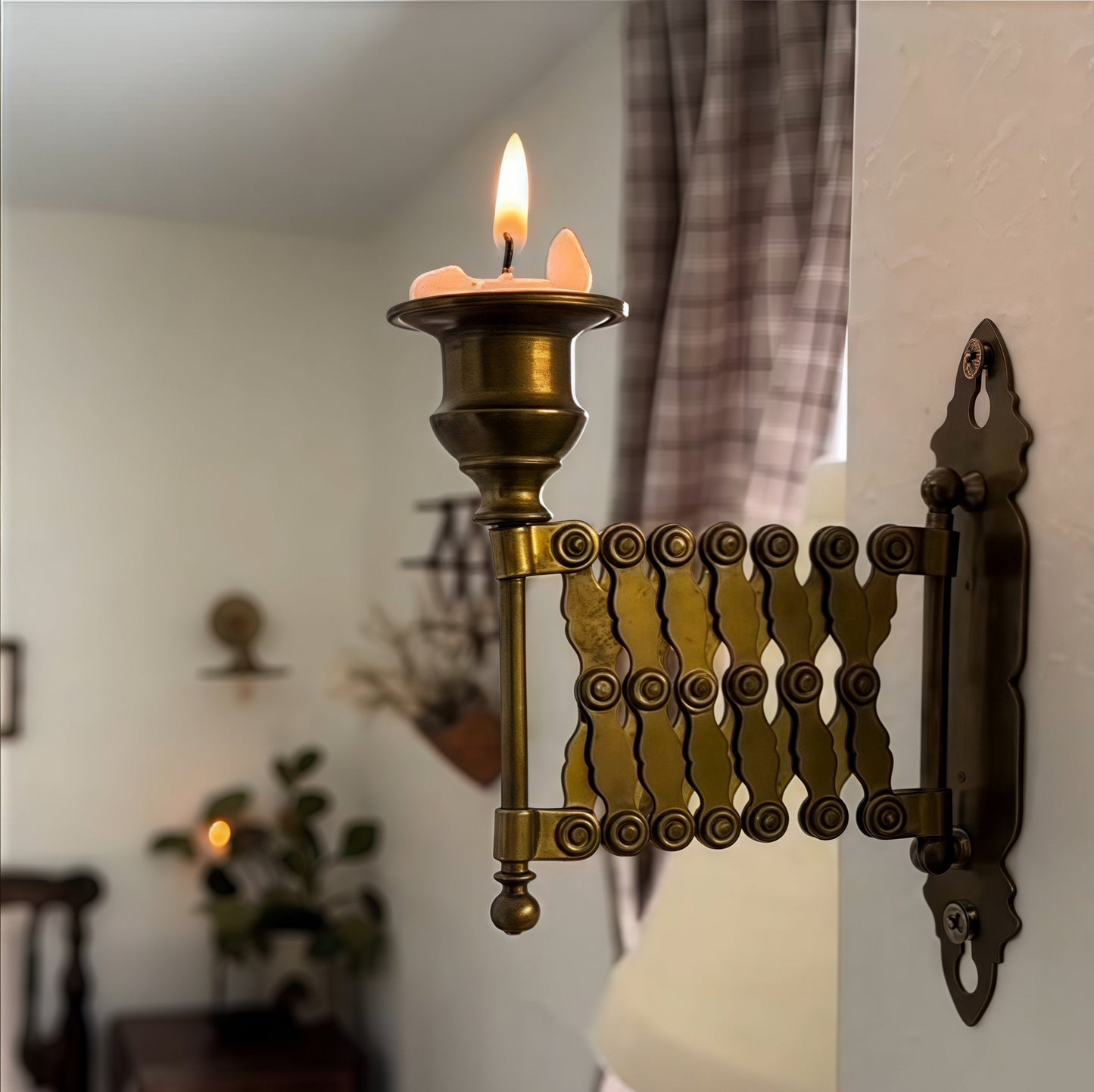 Extending Taper Candle Holder™ — Δημιουργήστε ζεστασιά και ατμόσφαιρα με διαχρονική κομψότητα