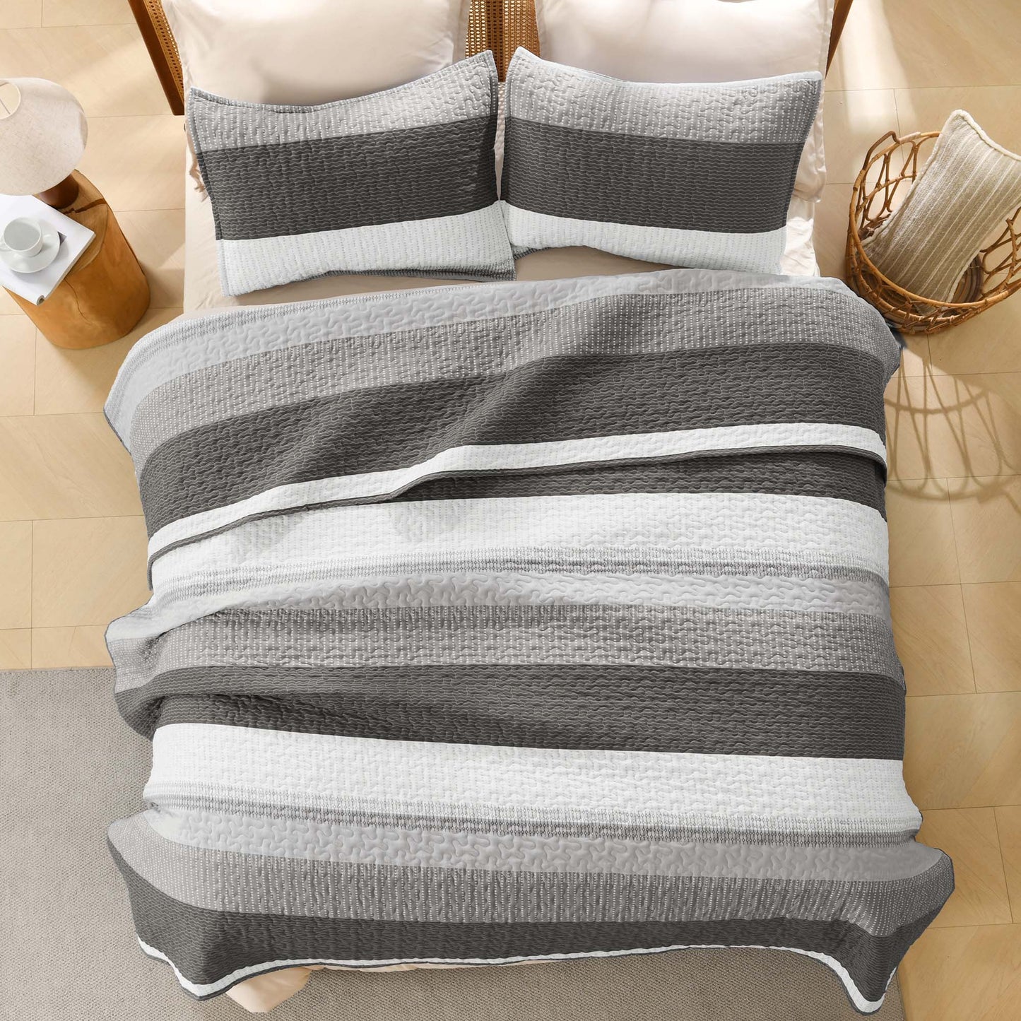 ShadowVeil™ Stripe Quilt Set — Unleash Bold Style and Year-Round Cloudlike Comfort