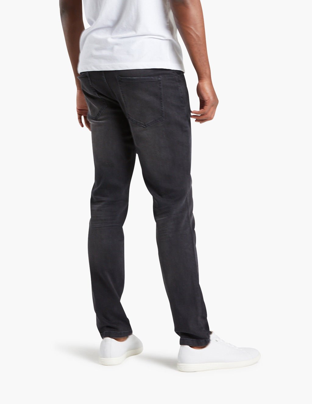 EdgeFlex Denim™ — Comfort That Holds Its Shape