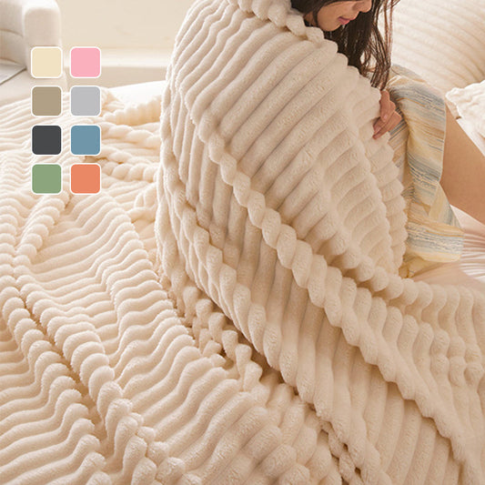 WhisperSoft Throw™ — Hülle dich in mühelose Wärme und zeitlosen Komfort