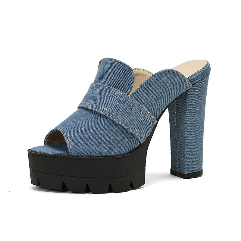 Varaela — Raw-Denim-Sandalen mit klobigem Absatz und gepolstertem Komfort