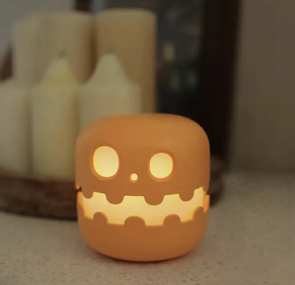 Pumpkin Glow Nočné svetlo™ — Útulná hravosť stretáva sviatočné kúzlo