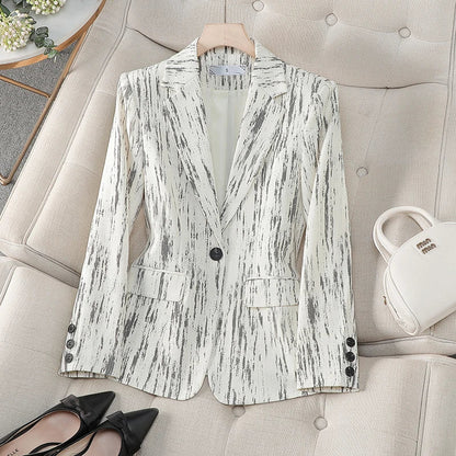 Renly Blazer — Tailored Lightweight Striped Jacket with Vertical Grain