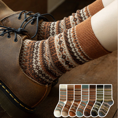 Zelenia Socks — Retro Ethnic Mid-Length Comfort Socks