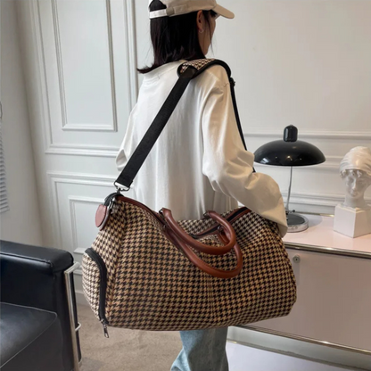 Cortelle Weekender Tasche — Hahnentritt-Canvas-Reisetasche mit veganem Lederbesatz